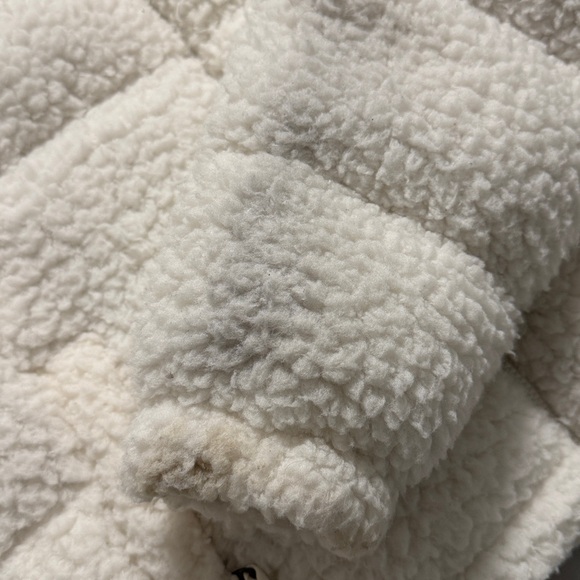 The North Face Sherpa Bomber Puffer Jacket - Picture 8 of 9